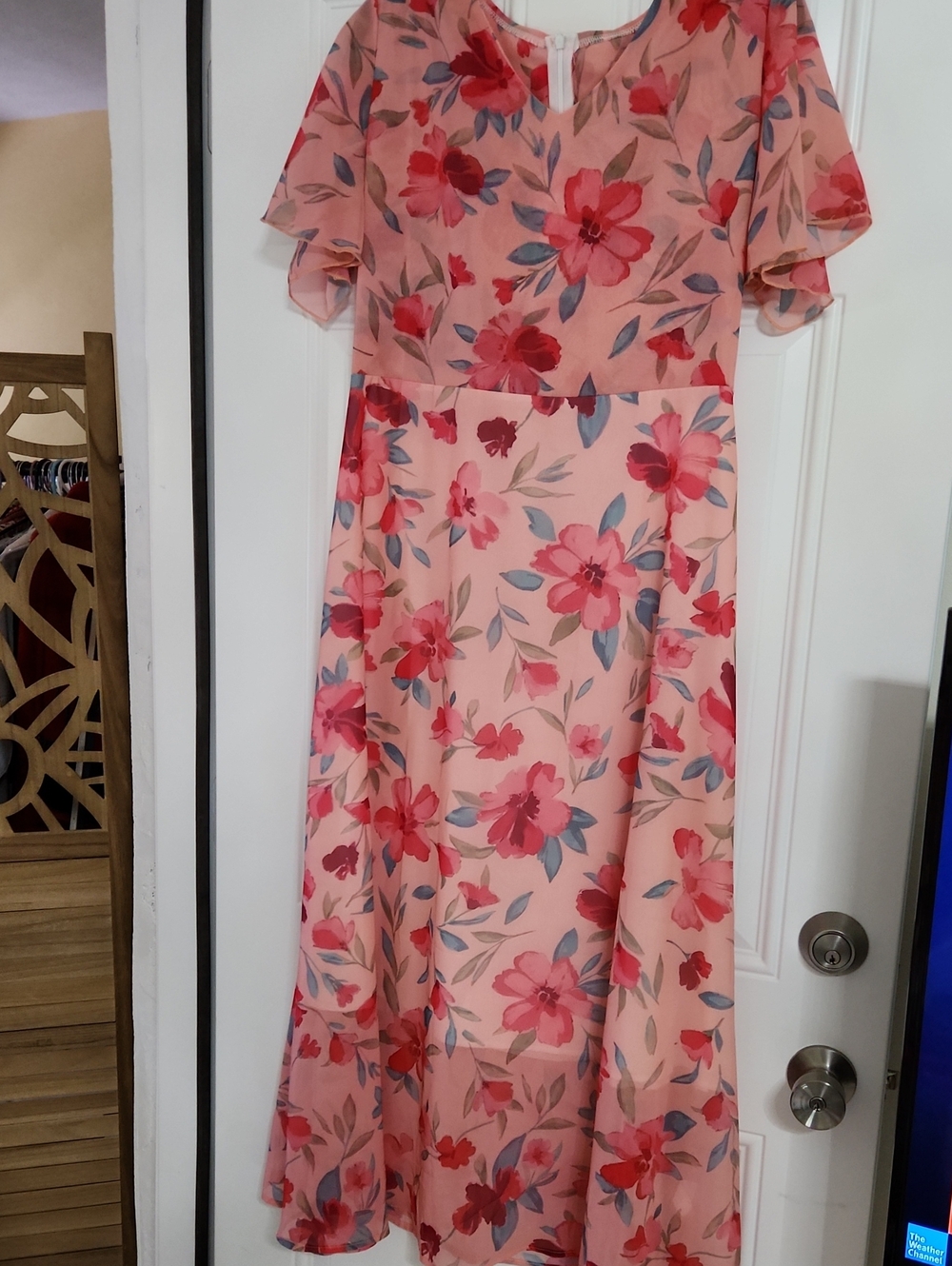 Floral Pink Midi Dress with Flutter Sleeves